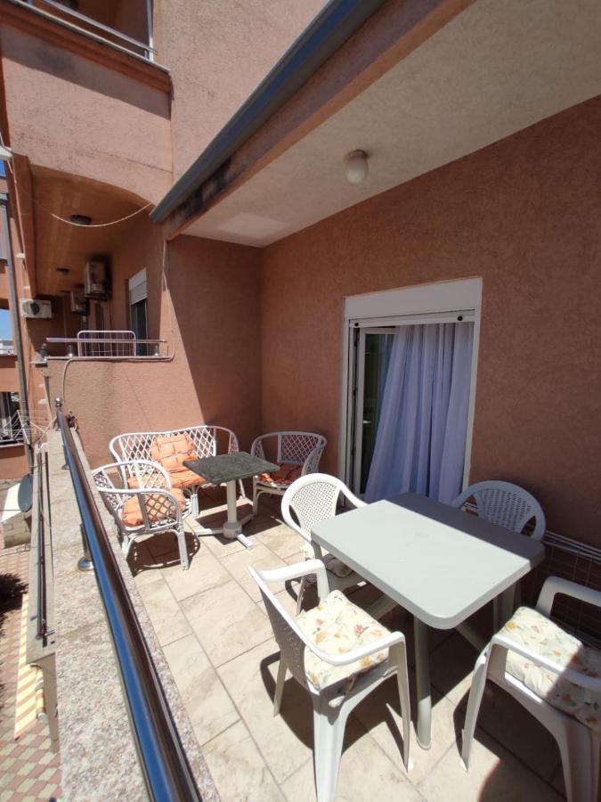 Apartmani Andrijana Ulcinj Ngoại thất bức ảnh