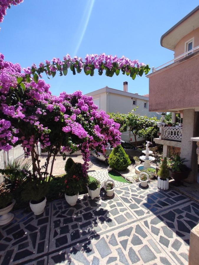 Apartmani Andrijana Ulcinj Ngoại thất bức ảnh