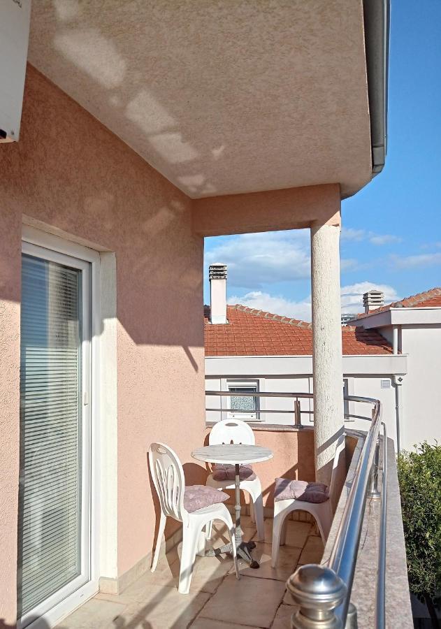 Apartmani Andrijana Ulcinj Ngoại thất bức ảnh